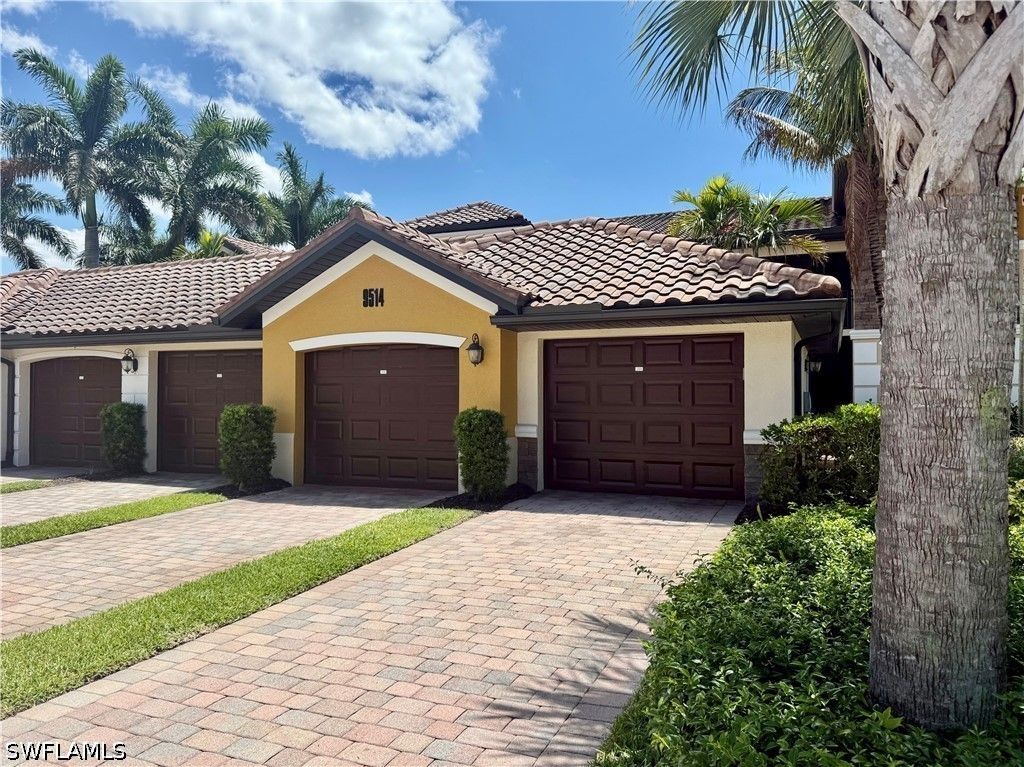 9514 Avellino Way 2113, Naples