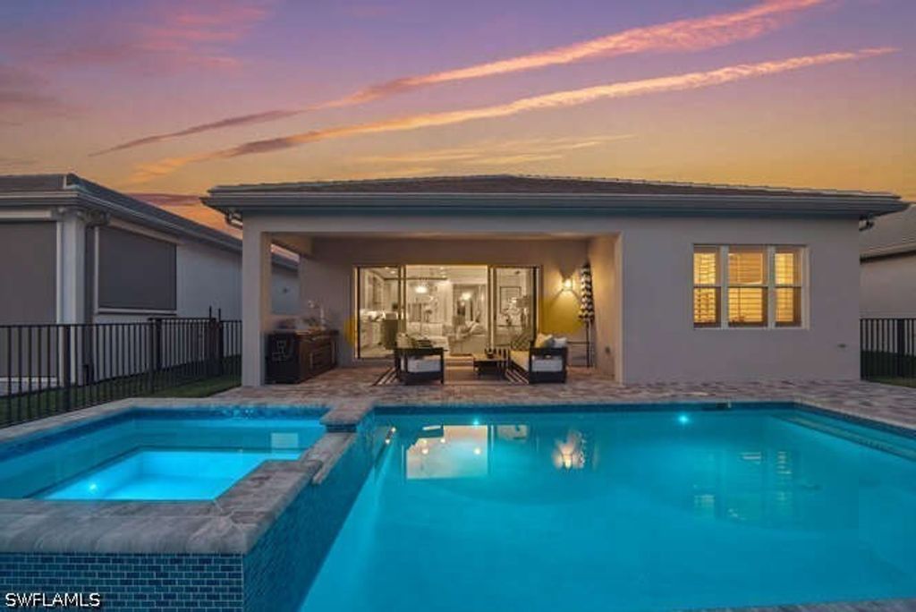 2872 Bloomfield Way, NAPLES