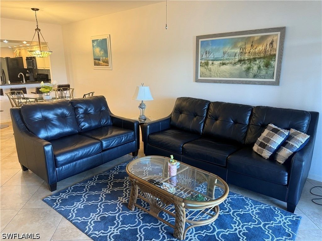13070 Amberley Ct 902, Bonita Springs