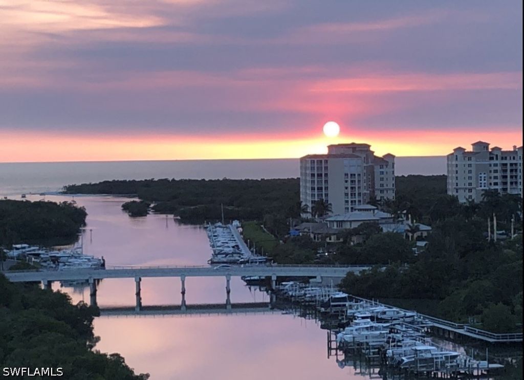 430 Cv Tower Dr 1202, Naples