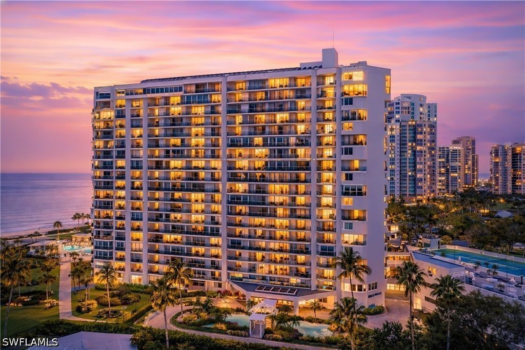 4041 Gulf Shore Blvd N 1007, Naples