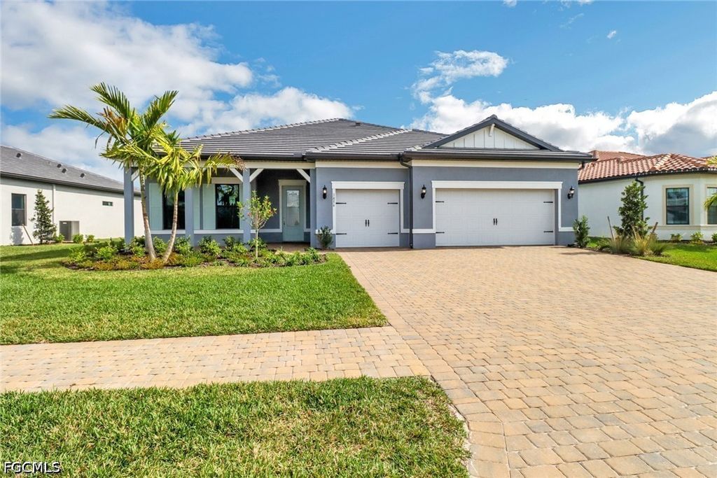 1856 Terreno Blvd, Naples