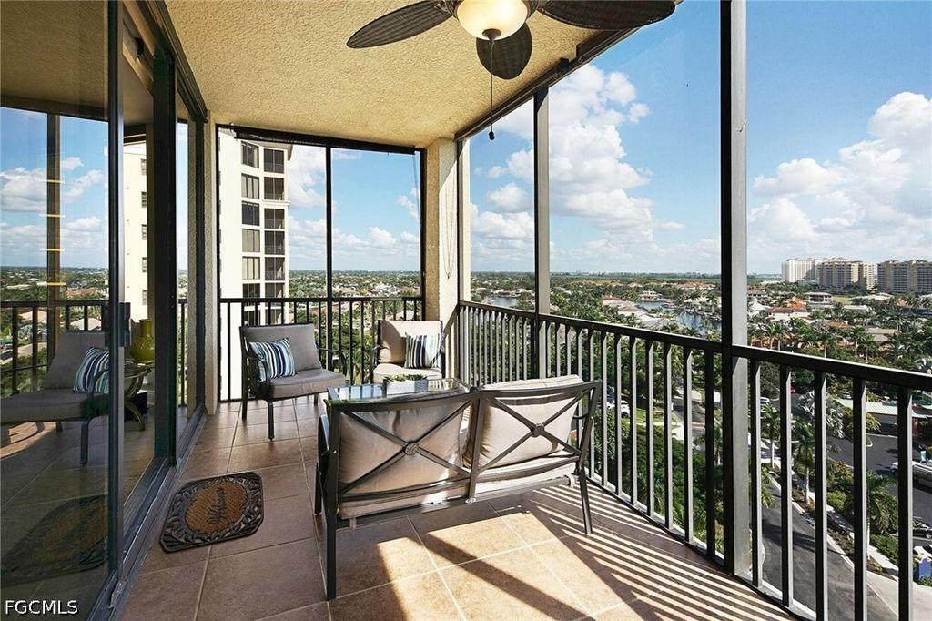 5781 Cape Harbour Dr 1102, Cape Coral