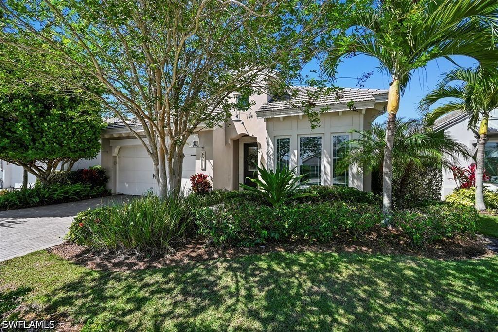 4971 Andros Dr, Naples