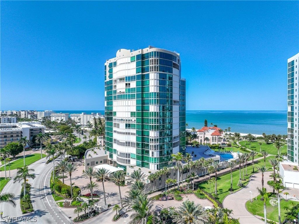 3971 Gulf Shore Blvd N 401, Naples