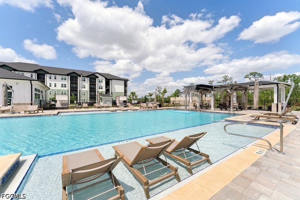 10800 Colonial Gateway Dr B1, Fort Myers