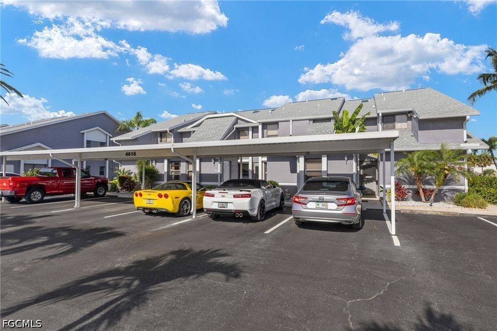 4616 Se 5th Pl 208, Cape Coral