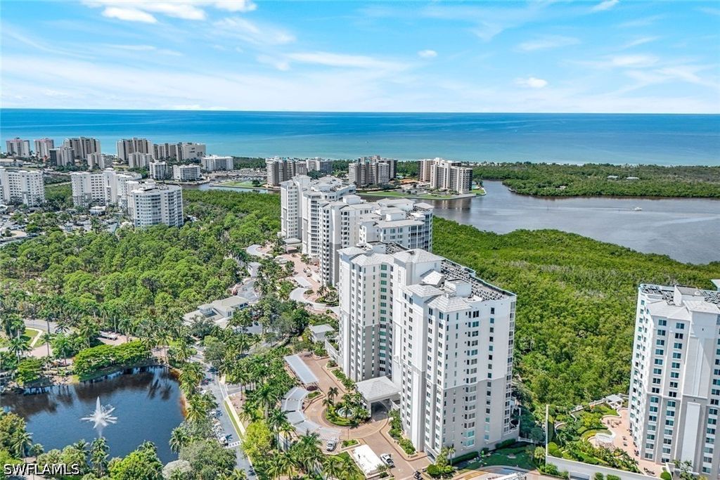 275 Indies Way 1703, Naples