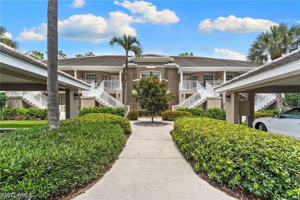 1930 Willow Bend Cir 201, Naples