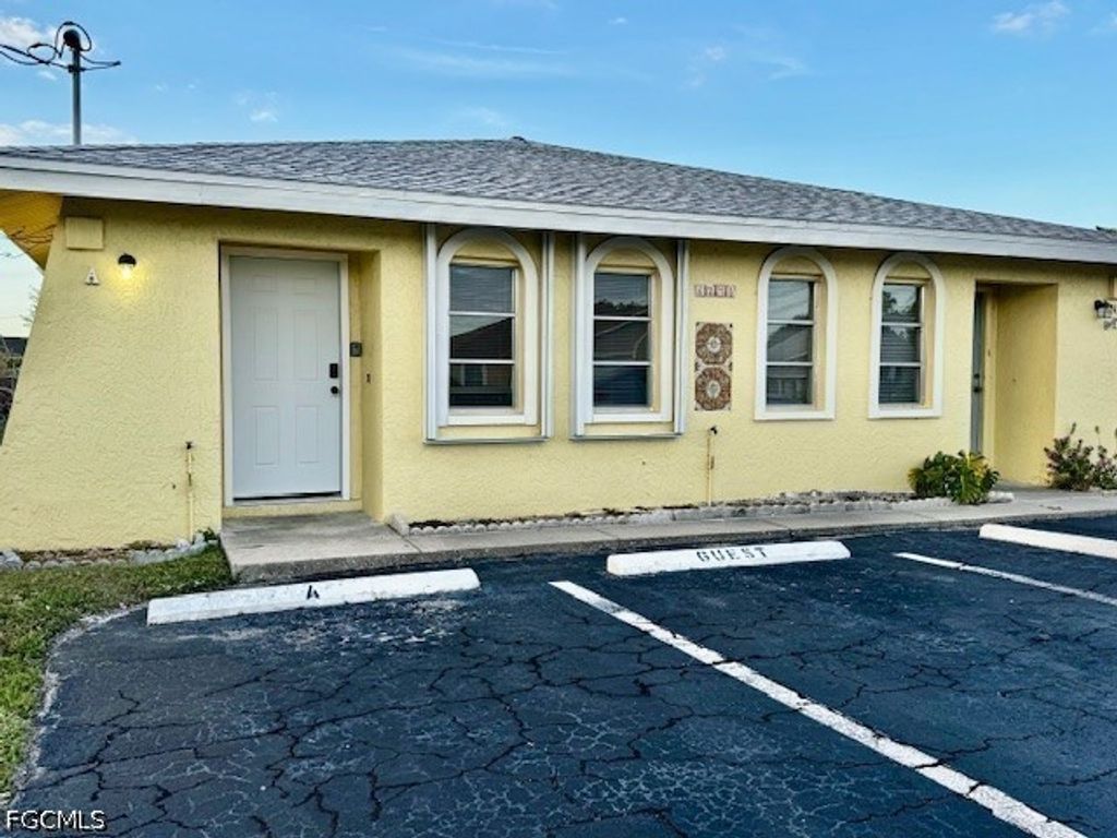 1245 Se 8th St 101, Cape Coral