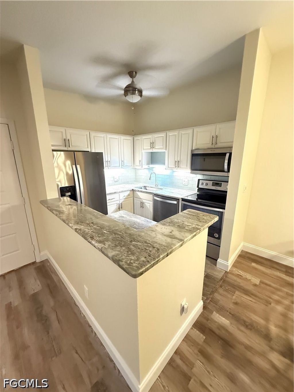 17426 Birchwood Ln 6, Fort Myers