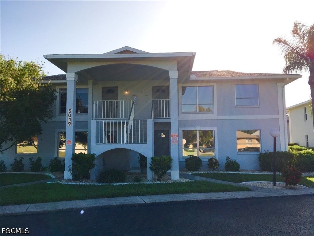 5019 Sw 16th Pl 102, Cape Coral