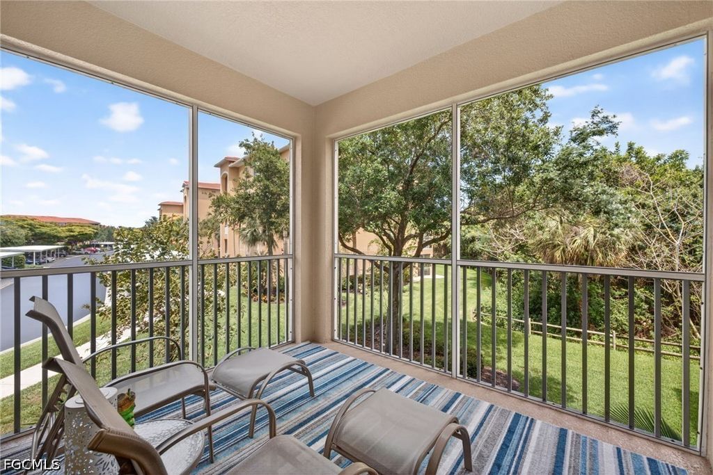8251 Pathfinder Loop 621, Fort Myers