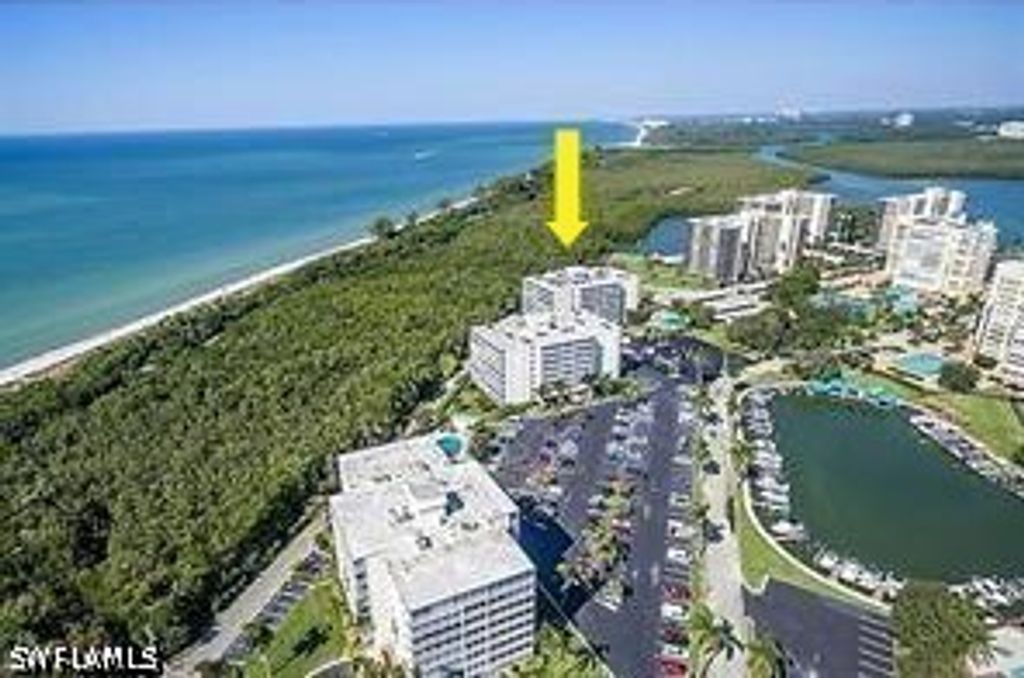 5 Bluebill Ave 504, Naples