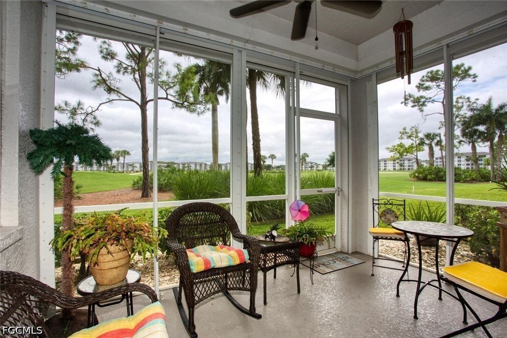 8076 Queen Palm Ln 416, Fort Myers