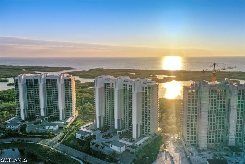 13935 Old Coast Rd 1703, Naples