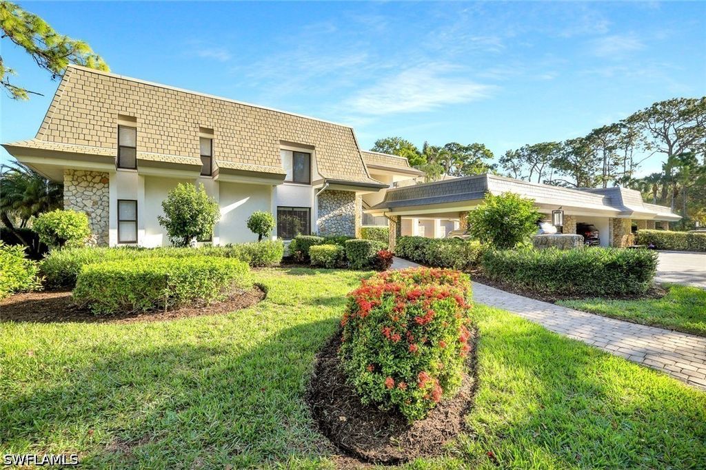 1111 Wildwood Ln 1111, Naples