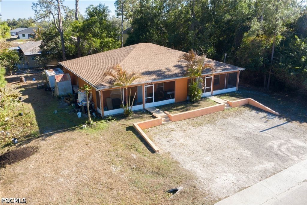 2405/2407 George Ave S, Lehigh Acres
