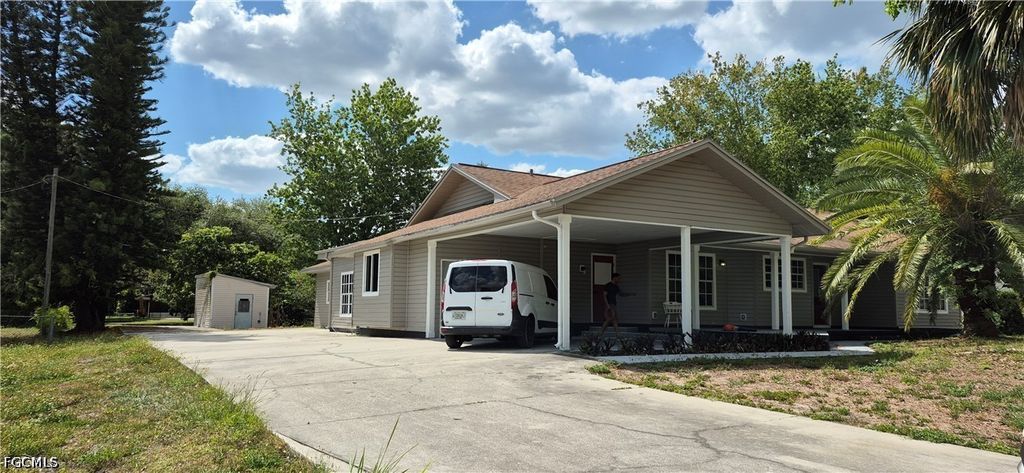 315 Cleveland Ave, Lehigh Acres