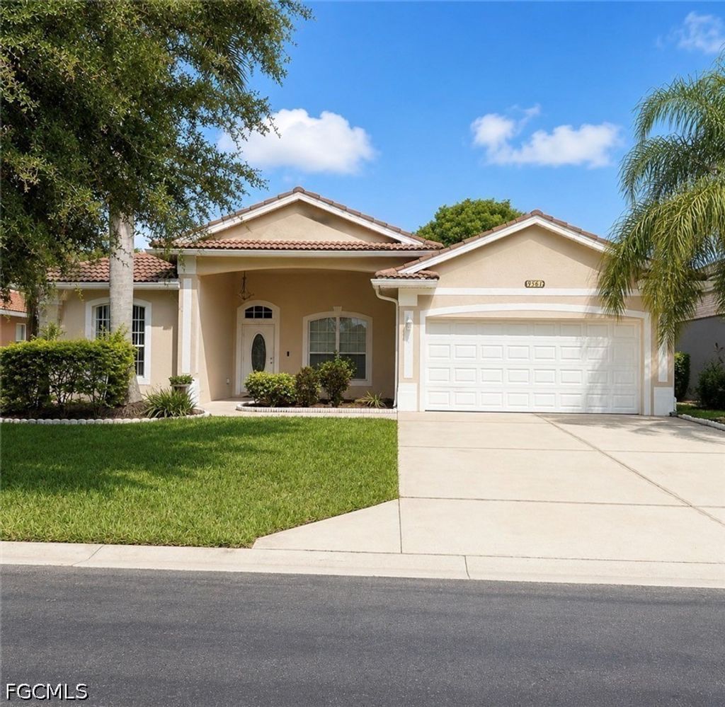 9561 Blue Stone Cir, Fort Myers