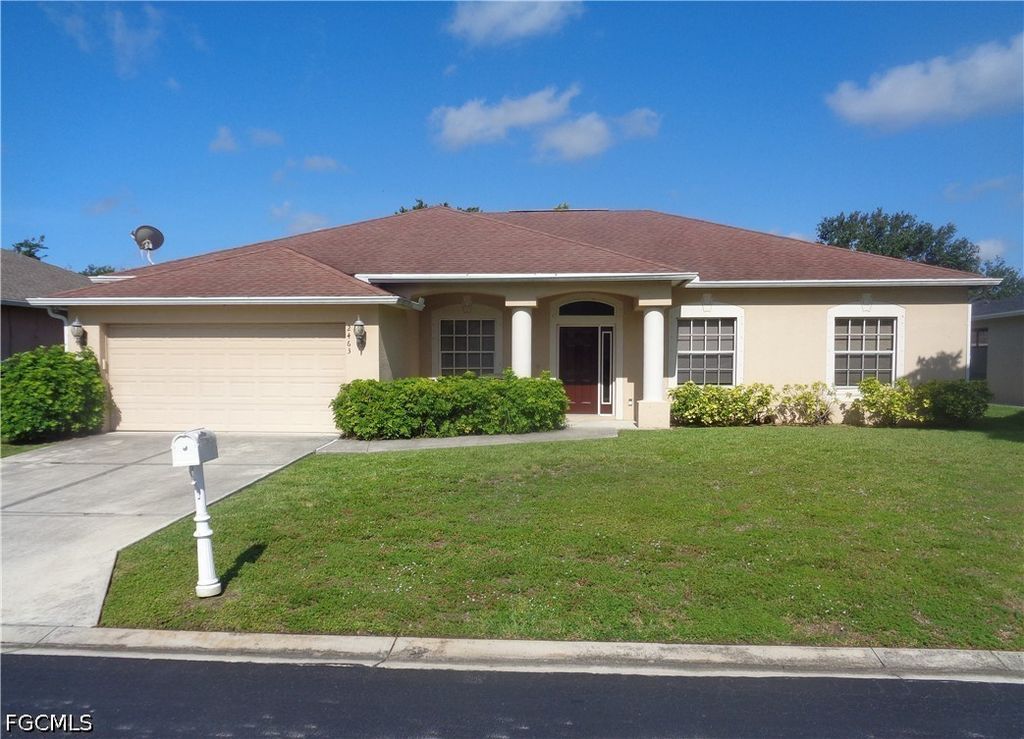 2463 Nature Pointe Loop, Fort Myers