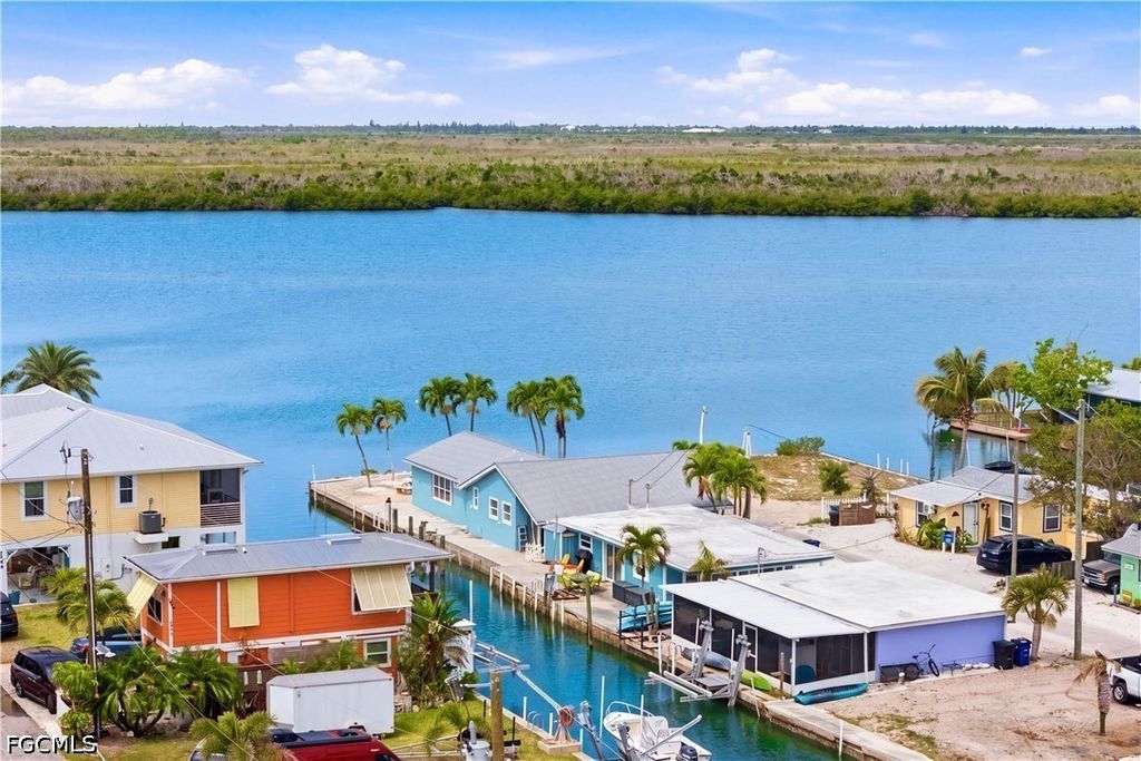 2669 Coco Plum Dr, Matlacha