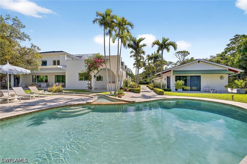 111 Caribbean Rd, Naples