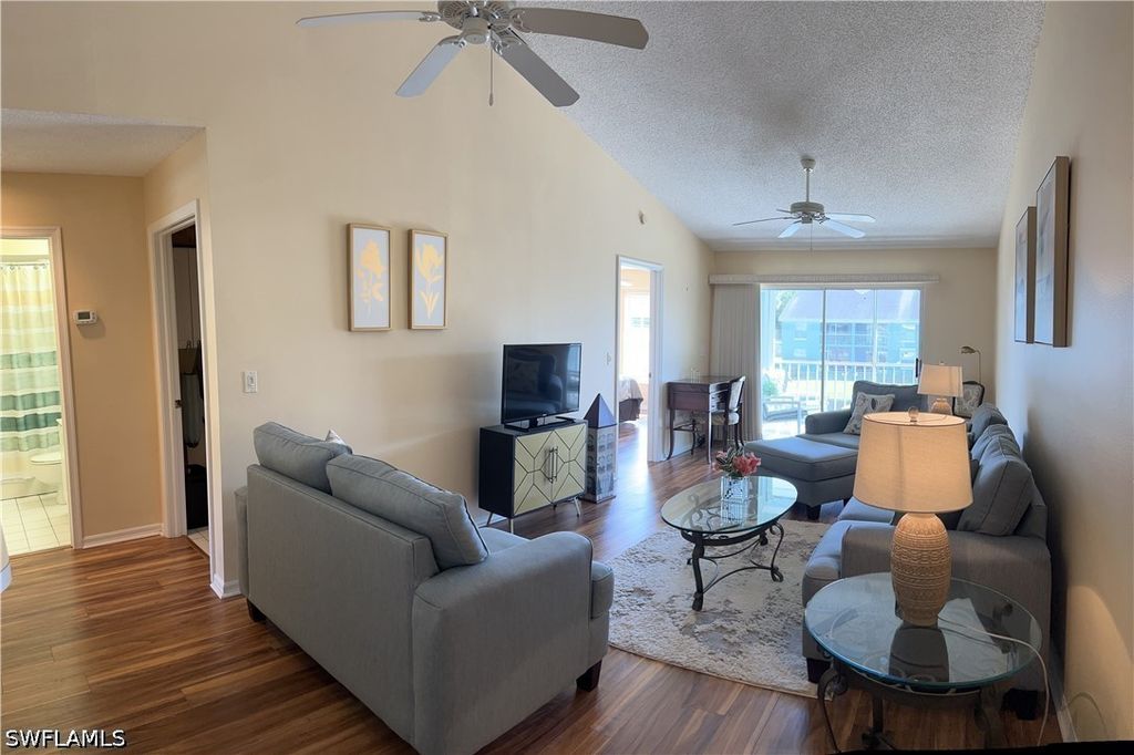 185 Grand Oaks Way R204, NAPLES