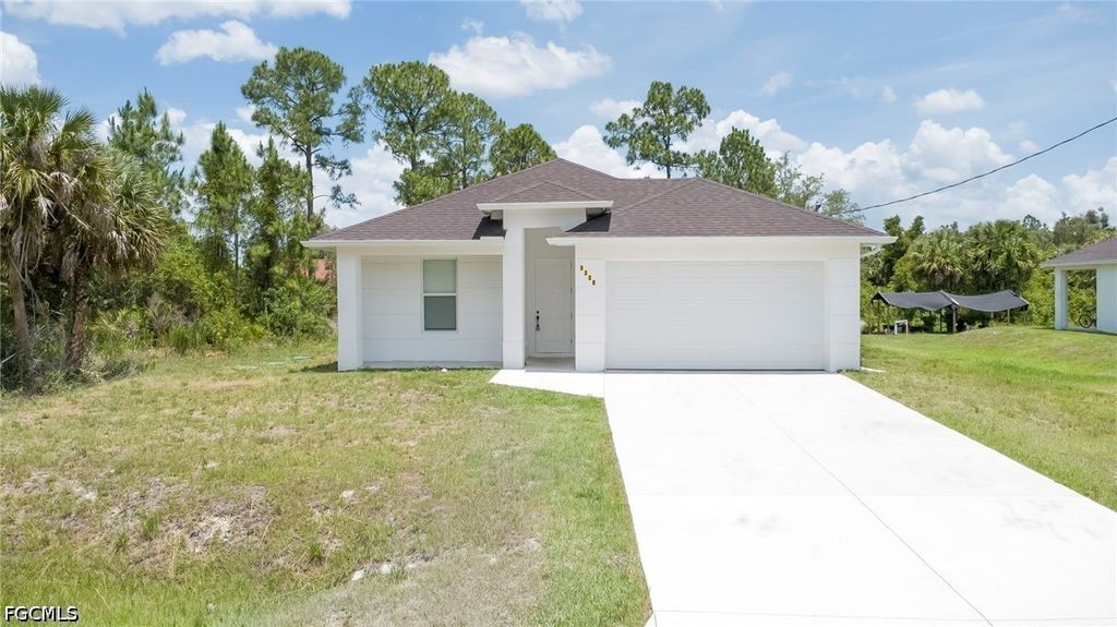 3306 56th St W, Lehigh Acres