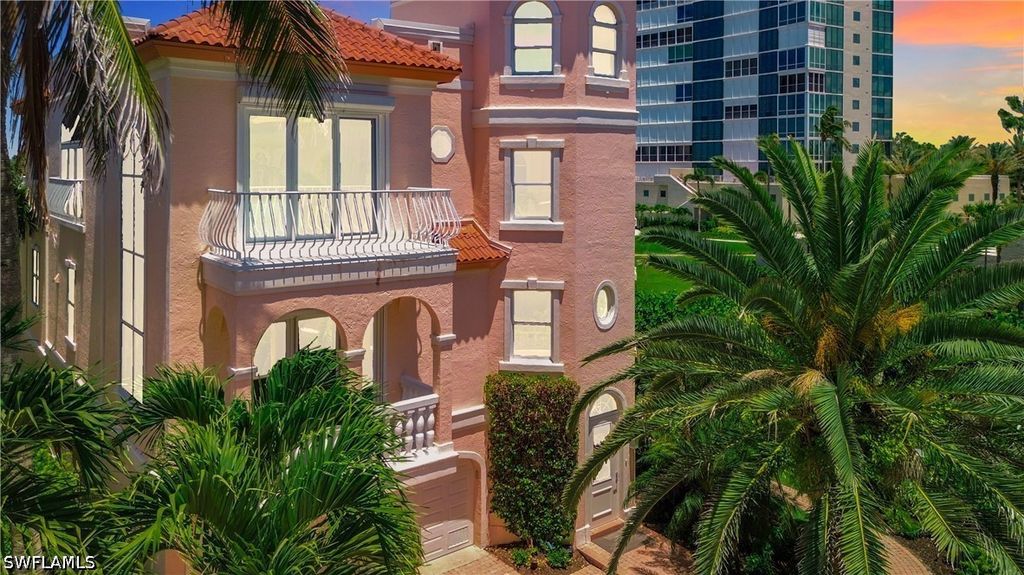 21 Casa Mar Ln 21, Naples
