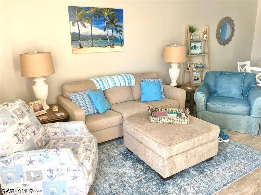 6750 Huntington Lakes Cir 103, Naples