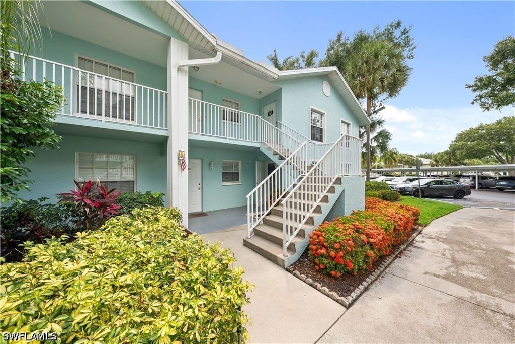 28260 Pine Haven Way 84, Bonita Springs