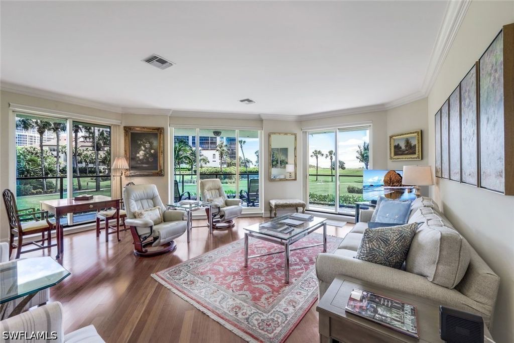 4901 Gulf Shore Blvd N 104, Naples