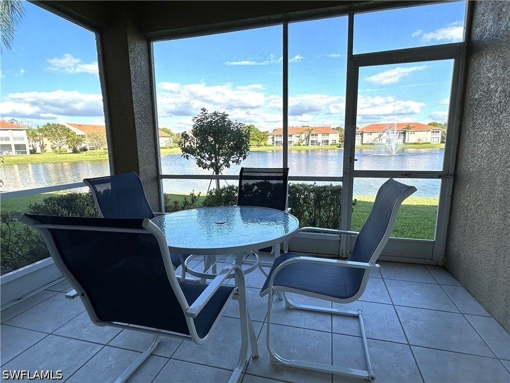 6670 Huntington Lakes Cir 103, Naples