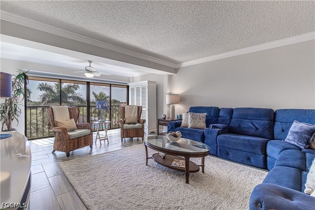 7430 Lake Breeze Dr 403, Fort Myers