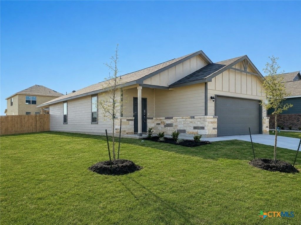 2445 Ayers Drive, Seguin