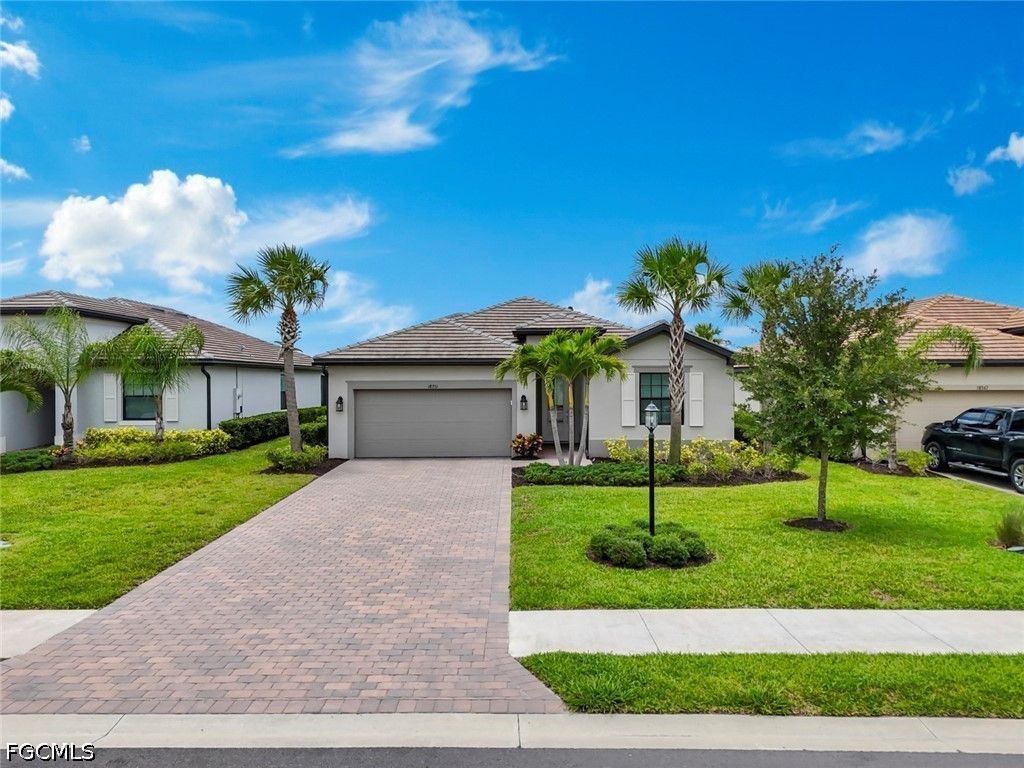 18351 Ridgeline Dr, Estero