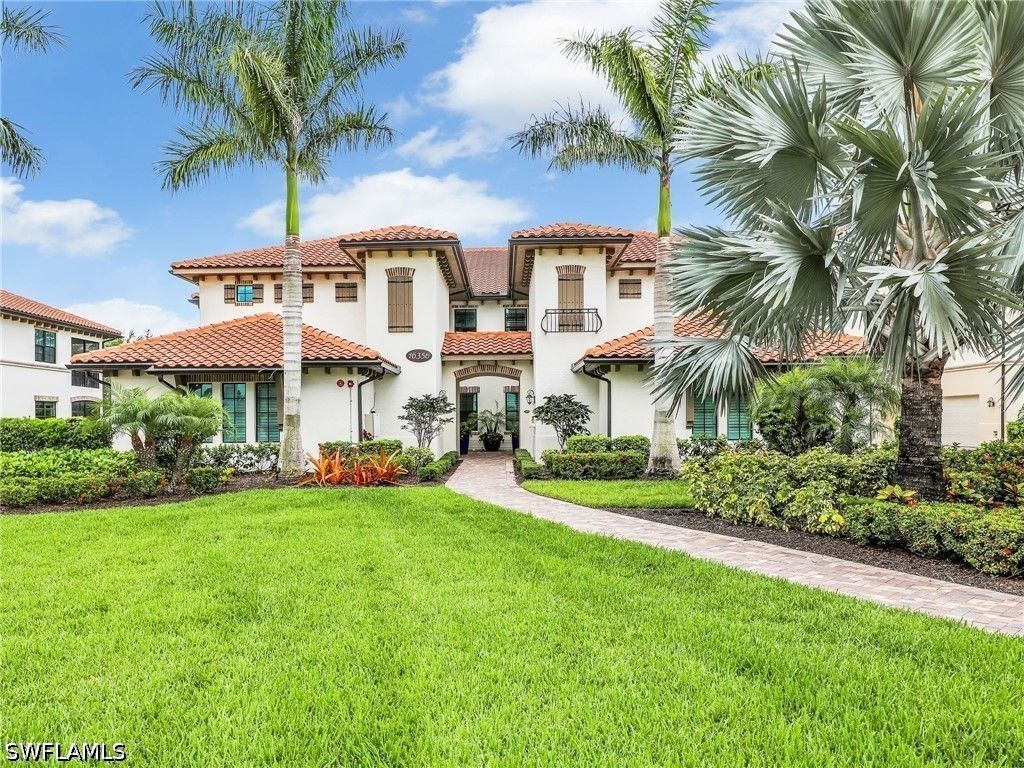 16356 Viansa Way 101, Naples