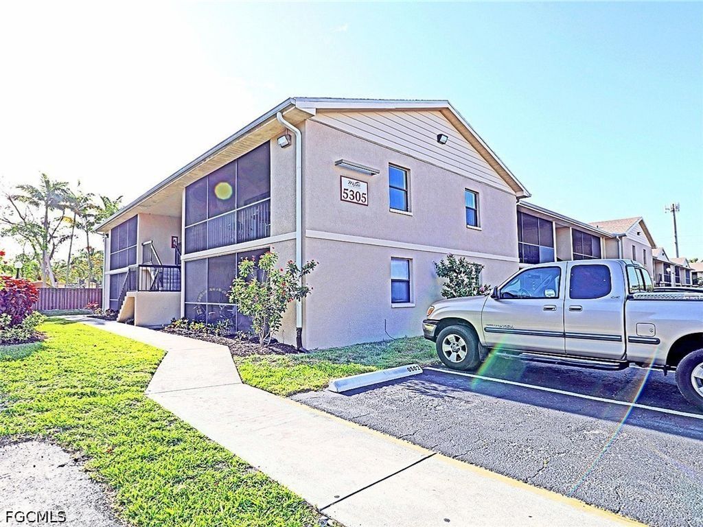 5305 Summerlin Rd 506, Fort Myers
