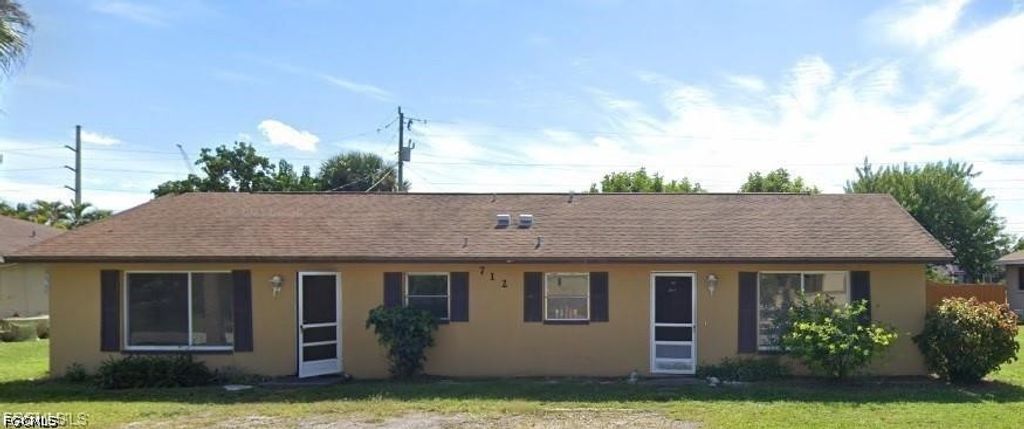 712 Se 47th St Right Side, Cape Coral