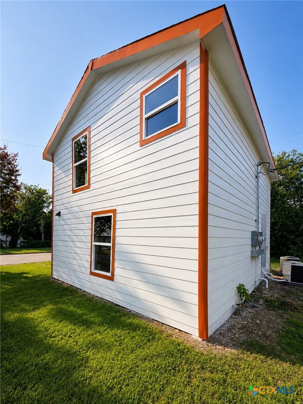 1404 W Avenue E - B, Temple