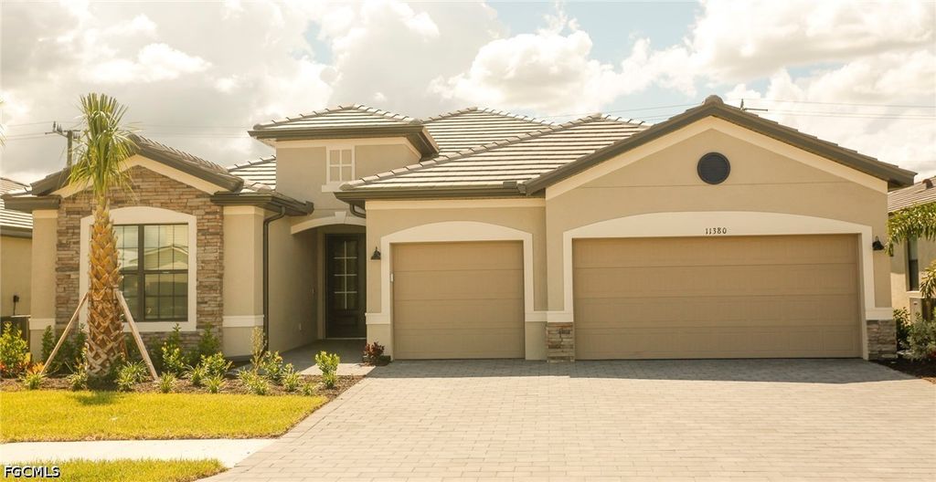 11380 Canopy Loop, Fort Myers