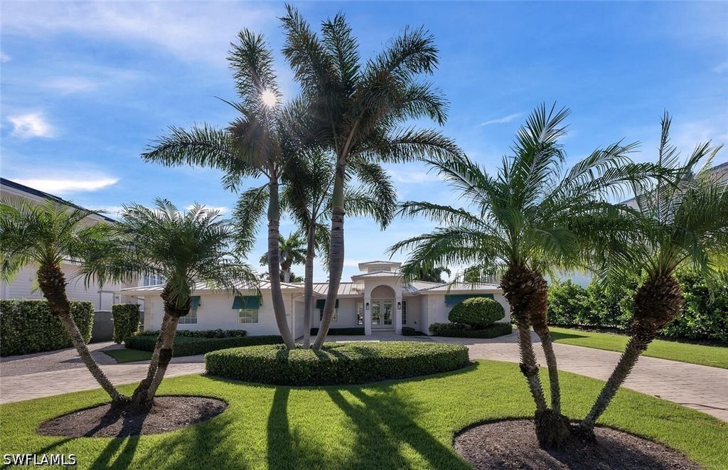 1925 Tarpon Rd, Naples
