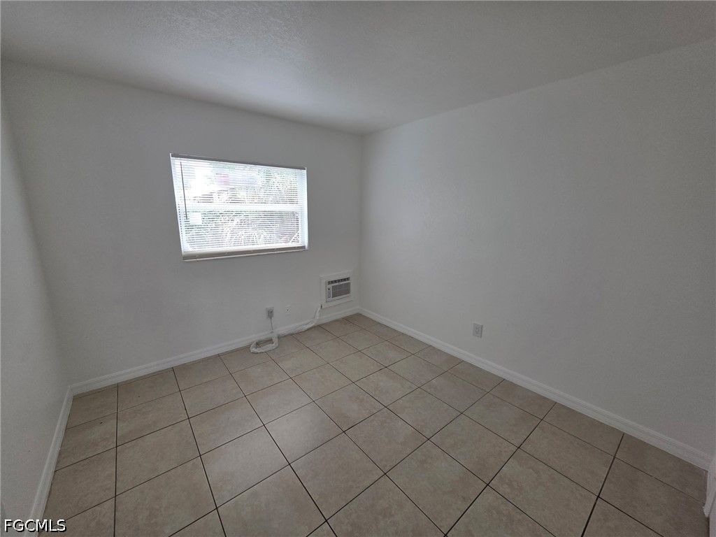 2452 Stella St 105, Fort Myers