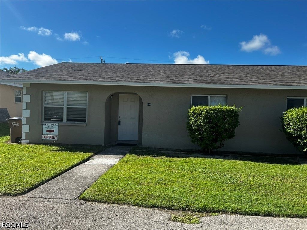 606 Hancock Bridge Pkwy, Cape Coral