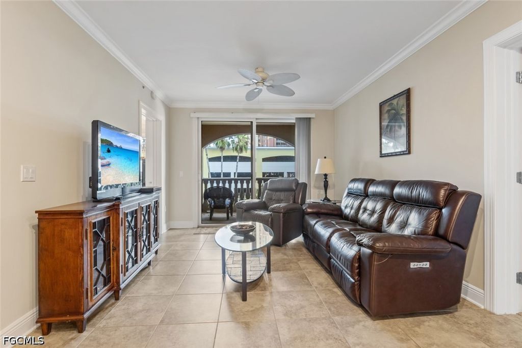 2825 Palm Beach Blvd 203, Fort Myers