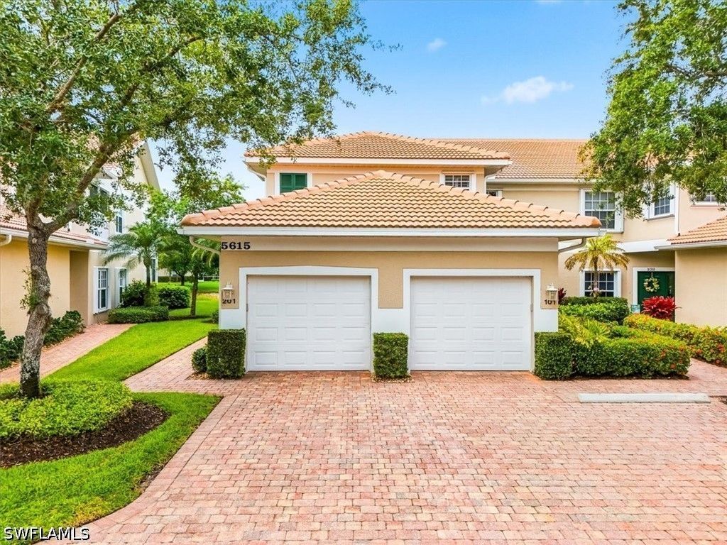 5615 Sherborn Dr 201, Naples