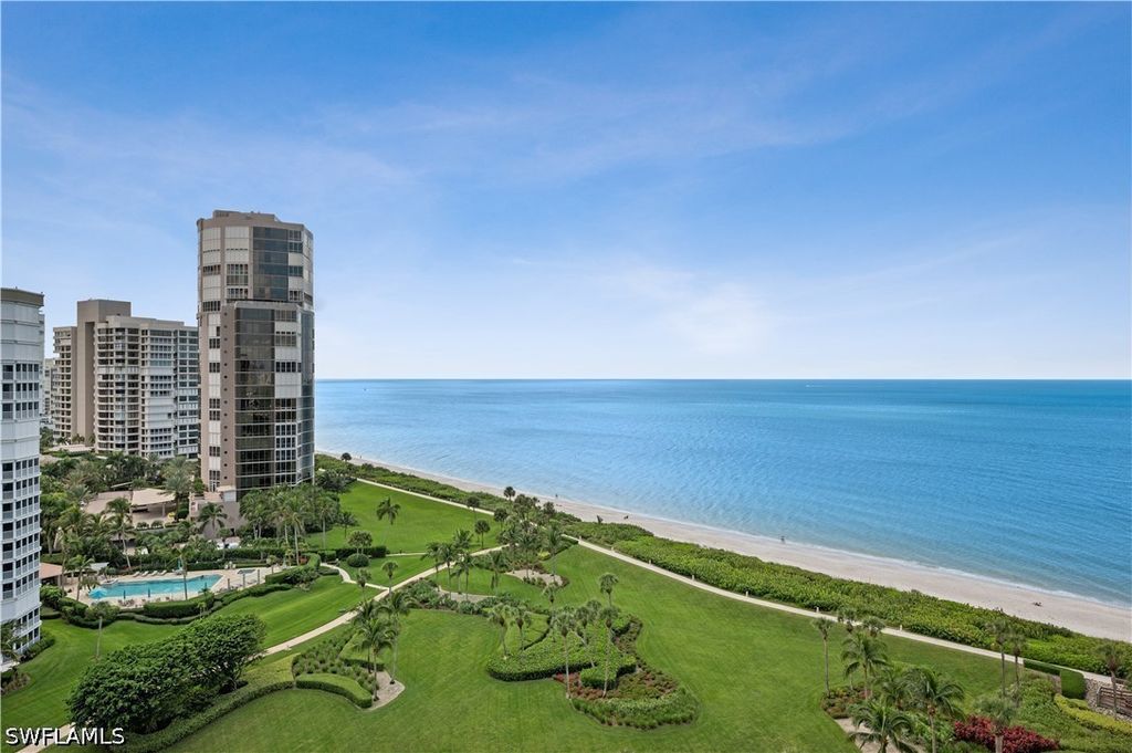 4551 Gulf Shore Blvd N 306, Naples