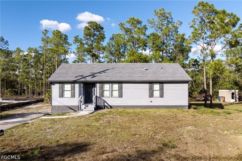 1505 E 15th St, Lehigh Acres