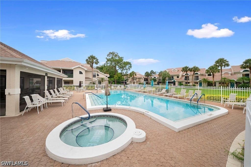 75 Emerald Woods Dr G2, Naples